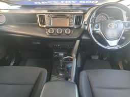 
										2018 Toyota Rav 4 full									