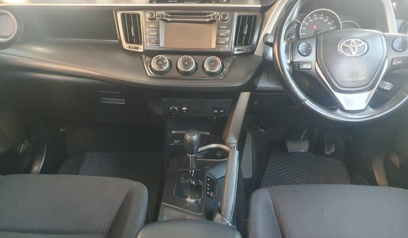 
								2018 Toyota Rav 4 full									