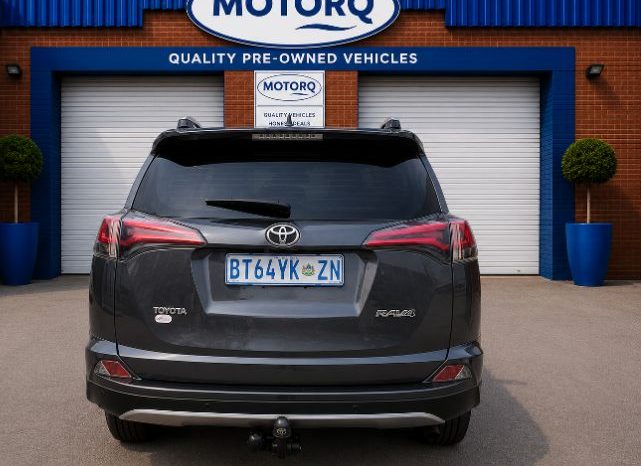 
								2018 Toyota Rav 4 full									